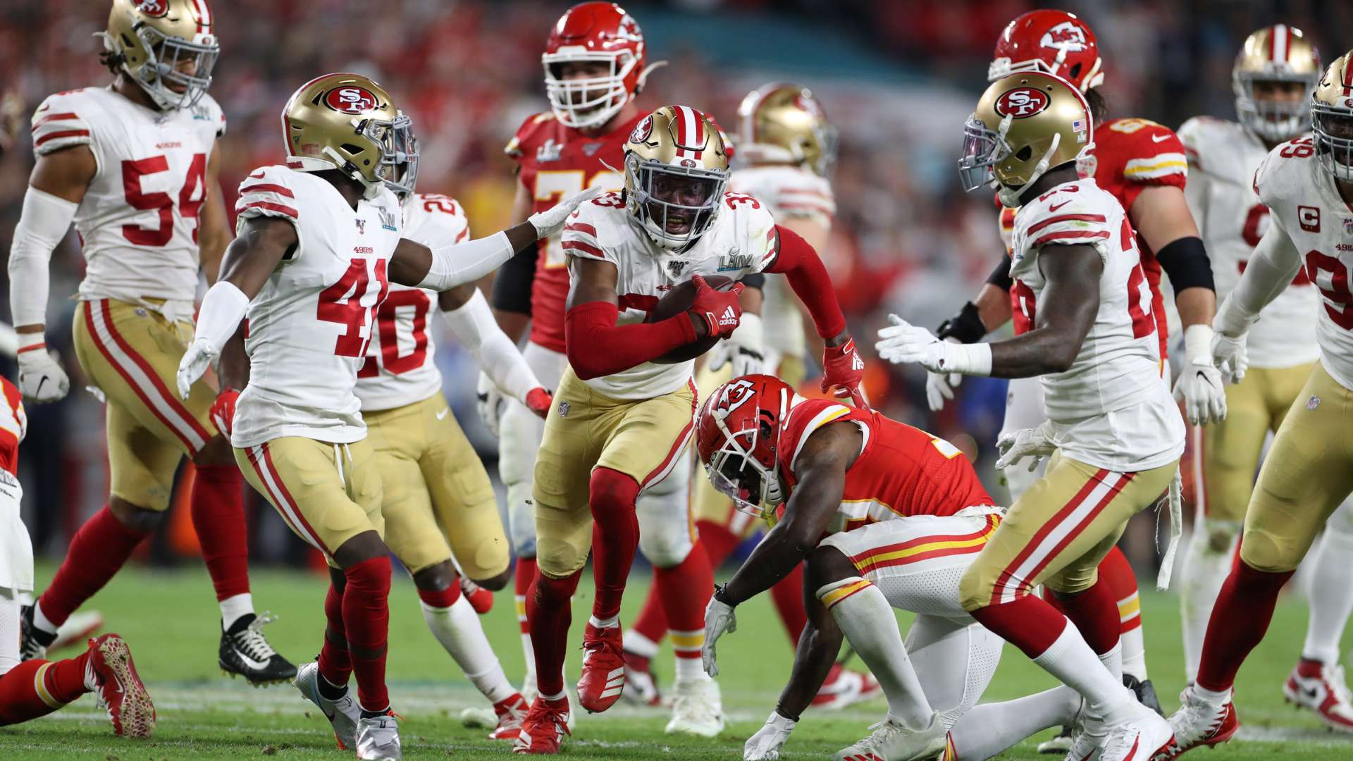 球队内部的 球队内部的